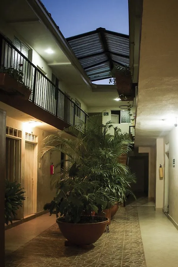 Hotel Pacifico Cerca Al Aeropuerto Palmira